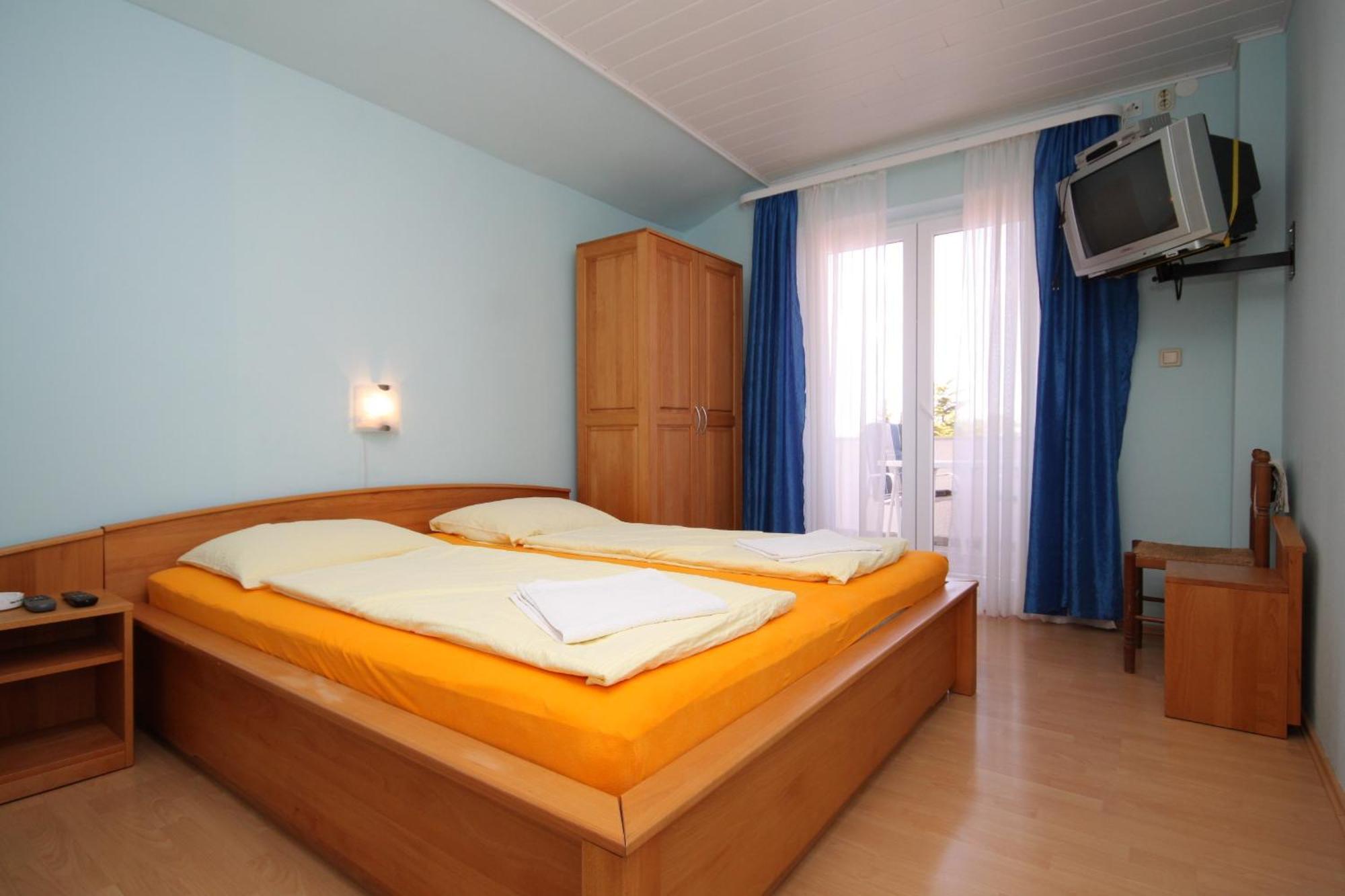 Rooms With A Swimming Pool Peroj, Fazana - 2235 Esterno foto