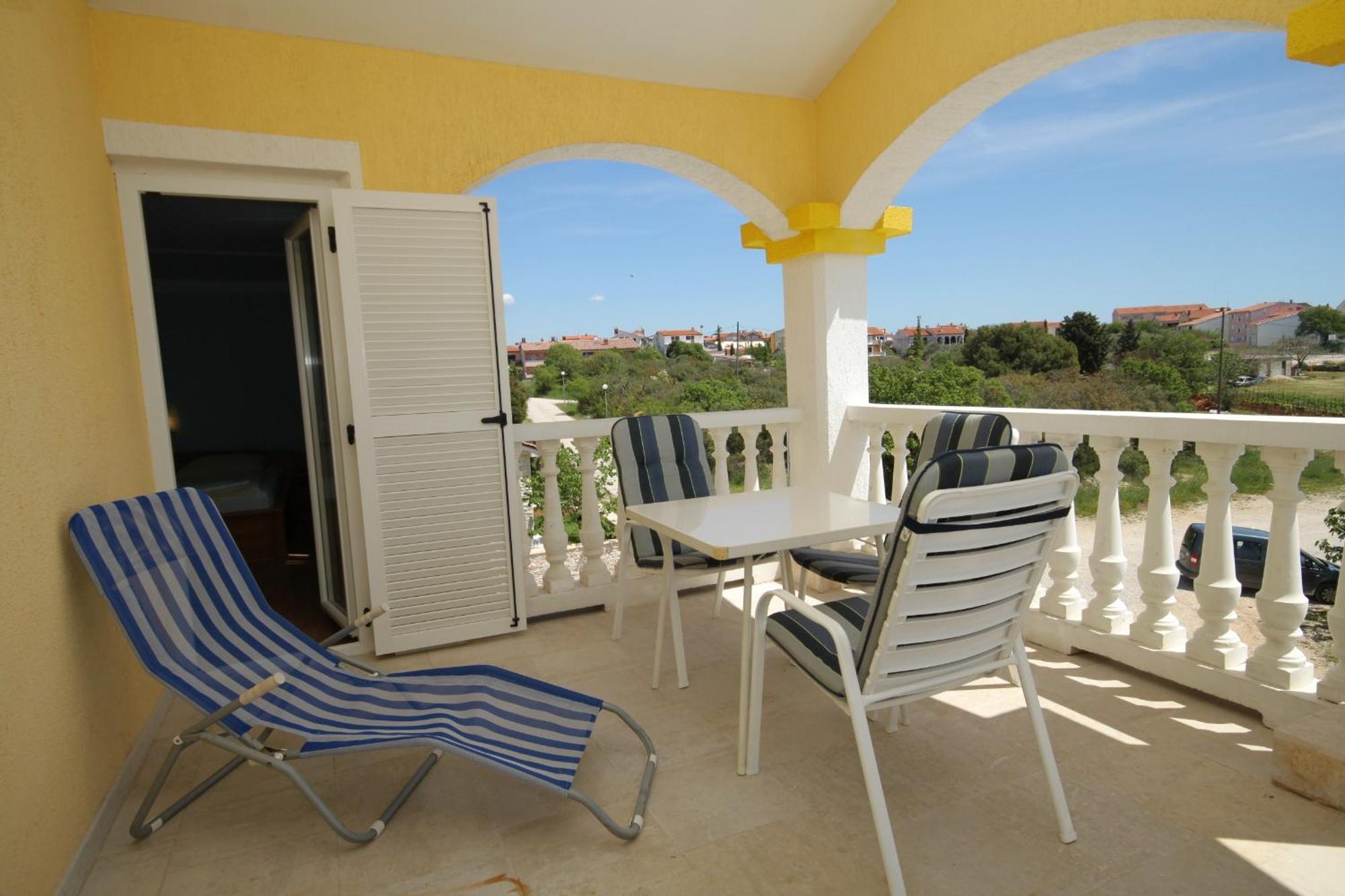 Rooms With A Swimming Pool Peroj, Fazana - 2235 Esterno foto