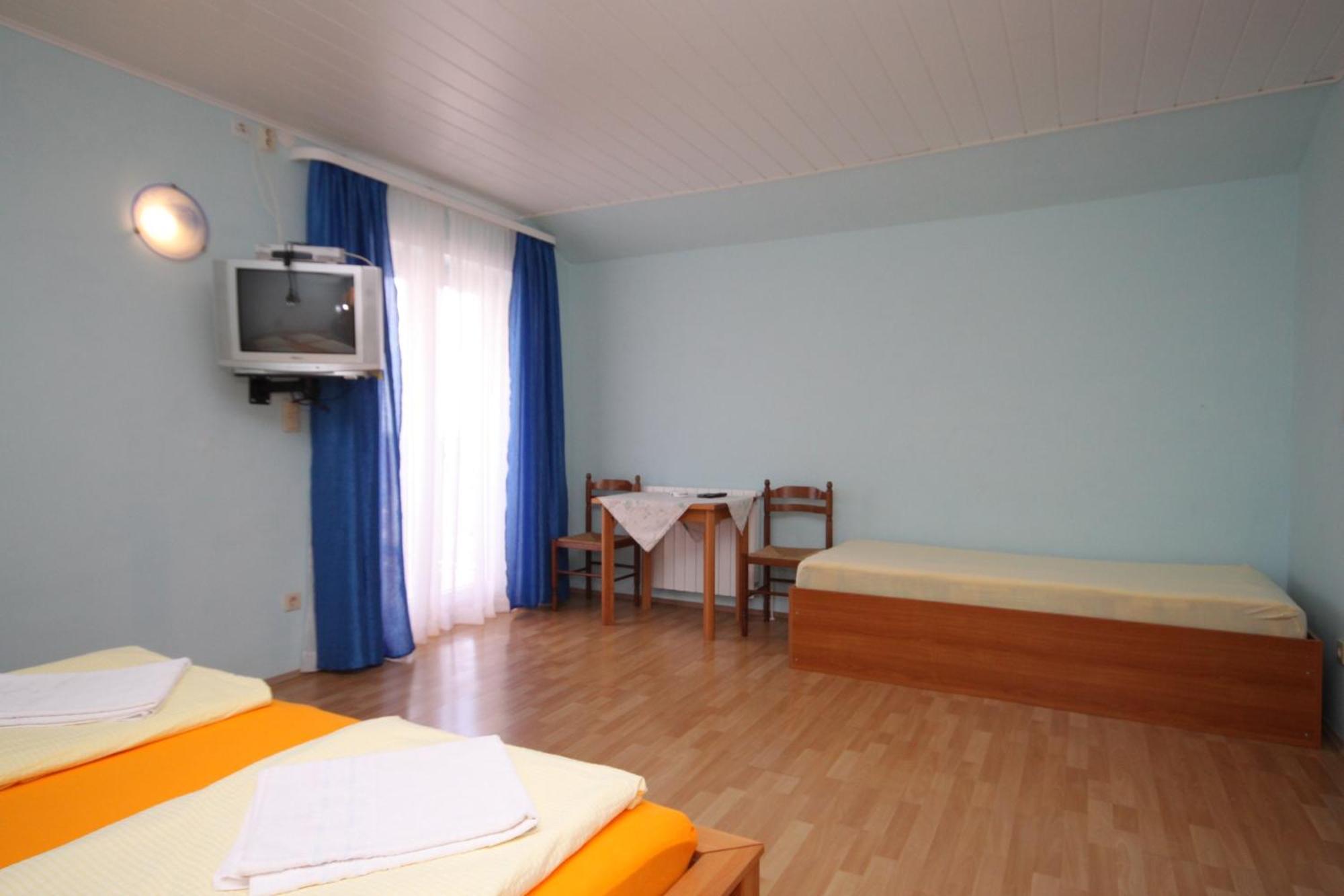 Rooms With A Swimming Pool Peroj, Fazana - 2235 Camera foto